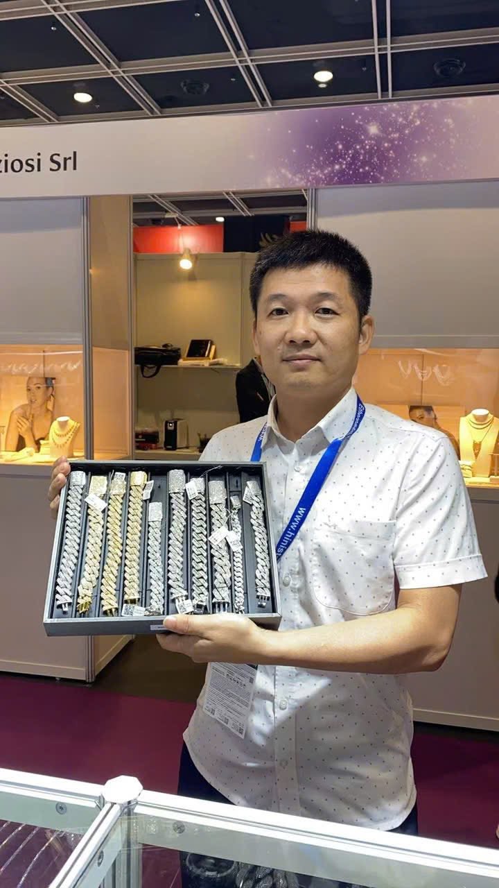Nghệ nhân Vũ Văn Lộc